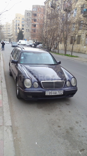Mercedes E 220 2000, 365,000 km - 2.2 l - Bakı