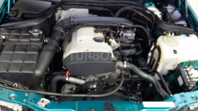 Mercedes C 200 1998, 195,000 km - 2.0 l - Bakı