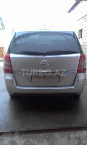 Opel Zafira 2009, 14,200 km - 1.9 l - Qusar
