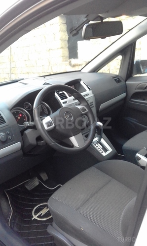 Opel Zafira 2009, 14,200 km - 1.9 l - Qusar