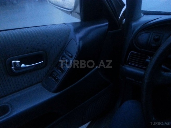 Nissan Bluebird 1997, 225,000 km - 0.2 l - Qusar