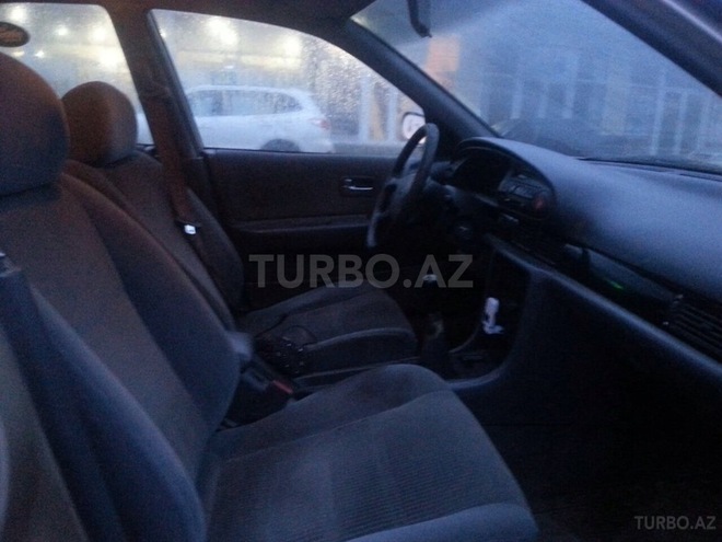 Nissan Bluebird 1997, 225,000 km - 0.2 l - Qusar