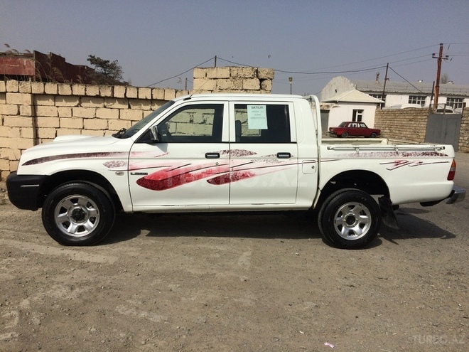Mitsubishi L200 2005, 210,000 km - 2.5 л - Bakı