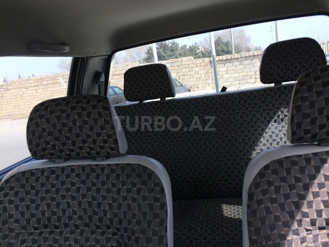 Mitsubishi L200 2005, 210,000 km - 2.5 л - Bakı