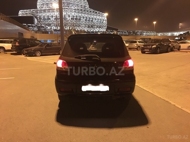 Mitsubishi Outlander 2003, 246,000 km - 2.4 l - Bakı