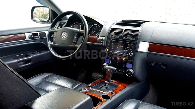 Volkswagen Touareg 2004, 151,000 km - 3.2 l - Bakı