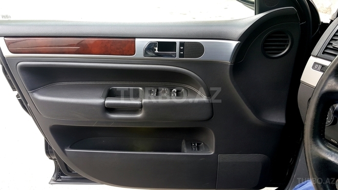 Volkswagen Touareg 2004, 151,000 km - 3.2 l - Bakı