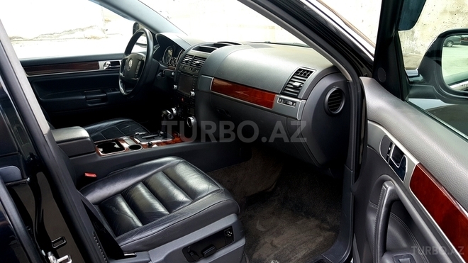 Volkswagen Touareg 2004, 151,000 km - 3.2 l - Bakı