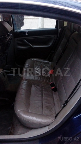 Volkswagen Passat 2003, 240,000 km - 1.8 l - Sumqayıt