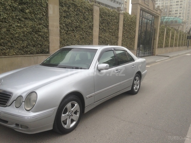 Mercedes E 270 2000, 280,000 km - 2.7 l - Bakı