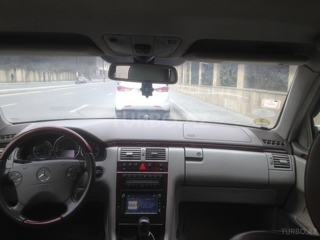 Mercedes E 270 2000, 280,000 km - 2.7 l - Bakı