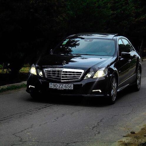 Mercedes E 350 2010, 99,000 km - 3.5 l - Bakı