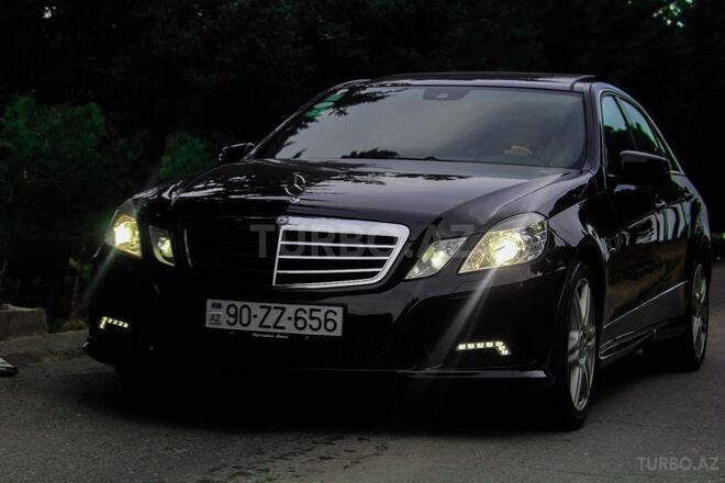 Mercedes E 350 2010, 99,000 km - 3.5 l - Bakı