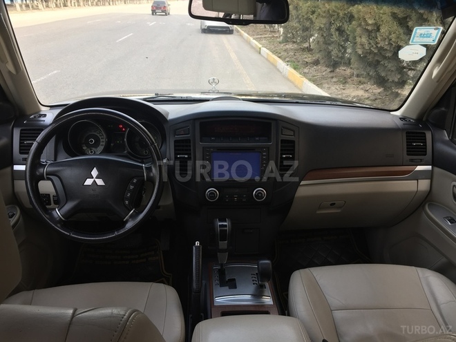 Mitsubishi Pajero 2008, 139,101 km - 3.2 l - Sumqayıt