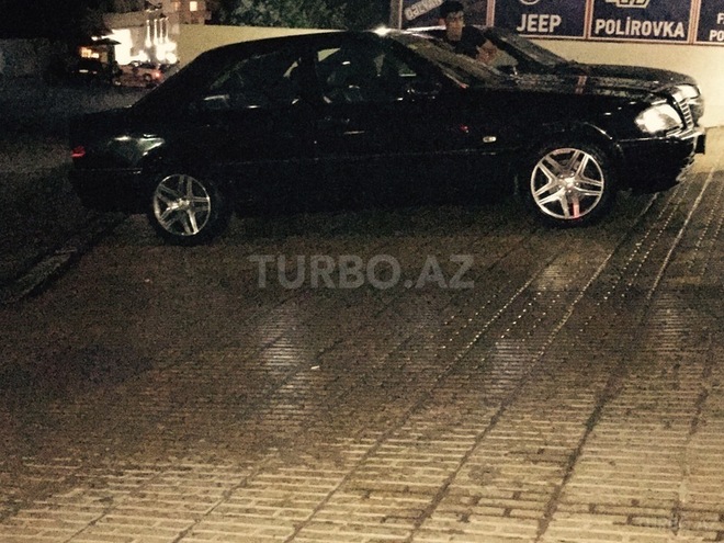 Mercedes C 180 1997, 200,000 km - 1.8 l - Bakı