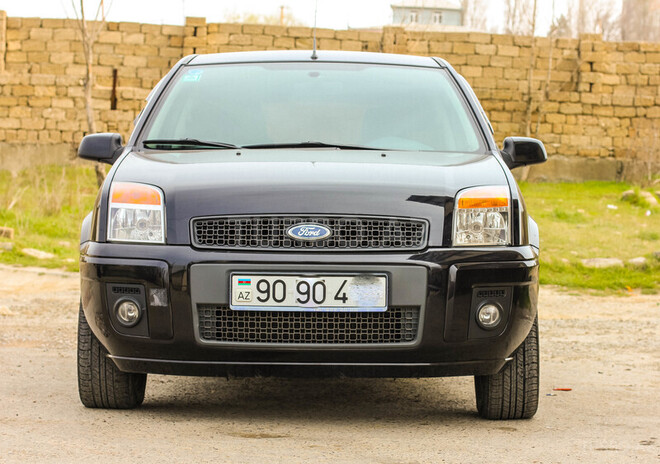 Ford Fusion 2010, 90,000 km - 1.4 l - Bakı