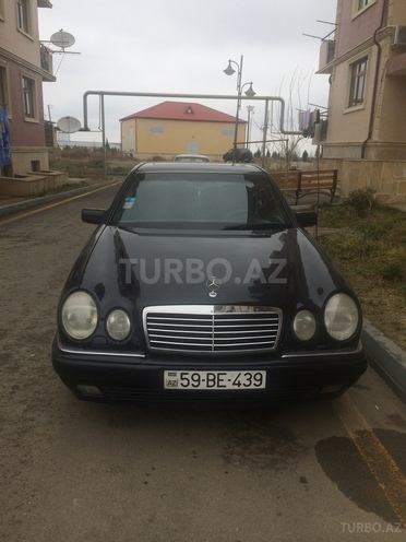 Mercedes E 280 1996, 200,000 km - 2.8 l - Gəncə