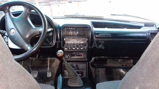 GAZ 31105 2004, 191,000 km - 2.3 l - Bakı