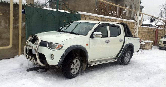 Mitsubishi L200 2007, 151,000 km - 2.5 л - Quba
