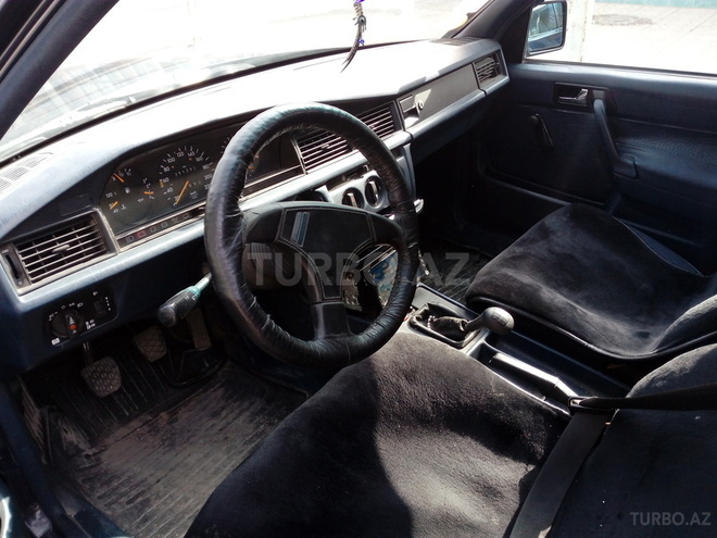 Mercedes 190 1991, 252,000 km - 2.0 l - Sumqayıt