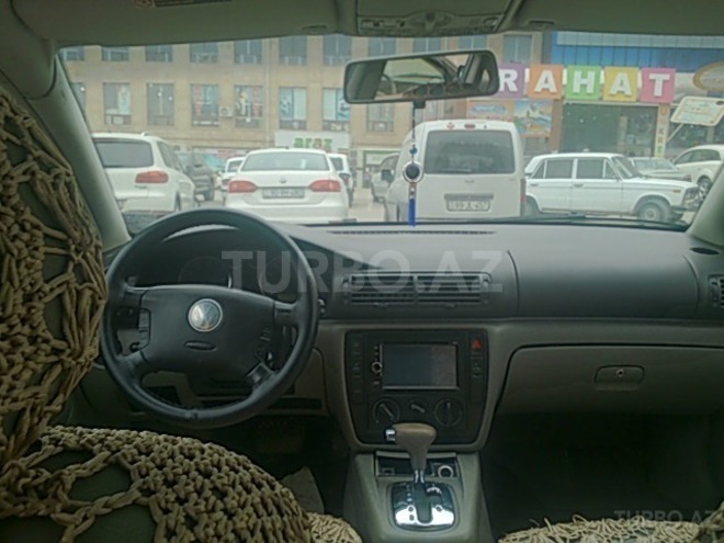 Volkswagen Passat 2003, 144,905 km - 1.8 l - Bakı