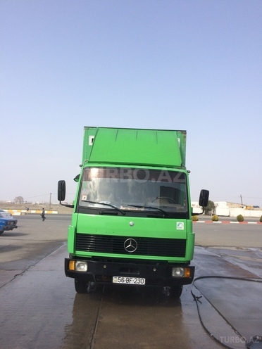 Mercedes 711 D 1994, 180,000 km - 4.0 l - Gəncə