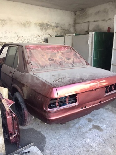 BMW 520 1983, 155,000 km - 2.0 л - Bakı