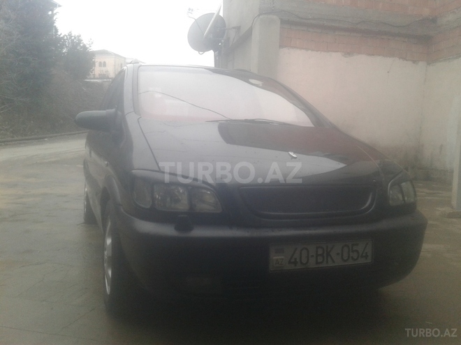 Opel Zafira 2001, 243,000 km - 2.2 l - Quba