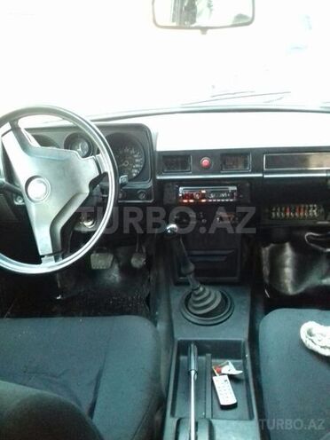 GAZ 24-10 1988, 242,000 km - 2.3 l - Bakı