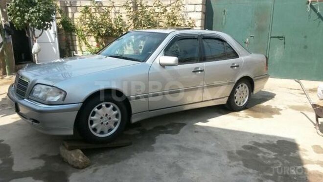 Mercedes C 180 2000, 239,000 km - 1.8 л - Bakı