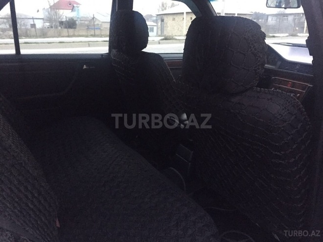 Mercedes E 220 1994, 320,000 km - 2.2 l - Sumqayıt