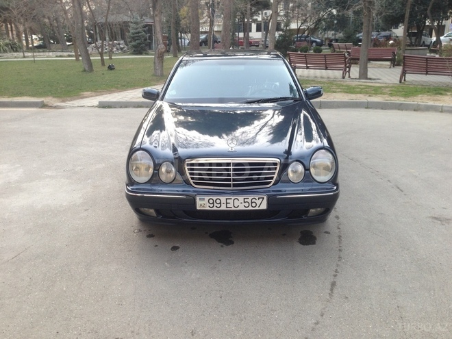 Mercedes E 220 2000, 248,000 km - 2.2 l - Bakı