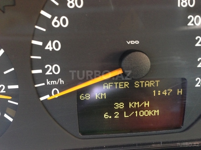 Mercedes E 220 2000, 248,000 km - 2.2 l - Bakı