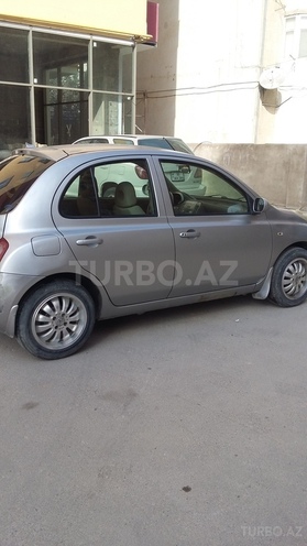 Nissan March 2002, 230,500 km - 1.3 l - Bakı