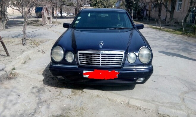 Mercedes E 280 1998, 205,555 km - 0.3 l - Bakı