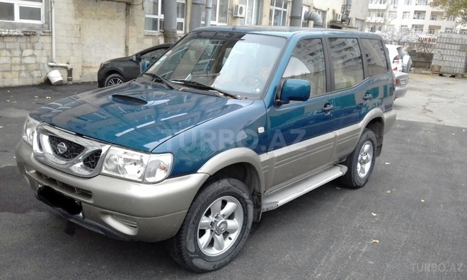 Nissan Terrano 2002, 181,900 km - 2.4 l - Bakı