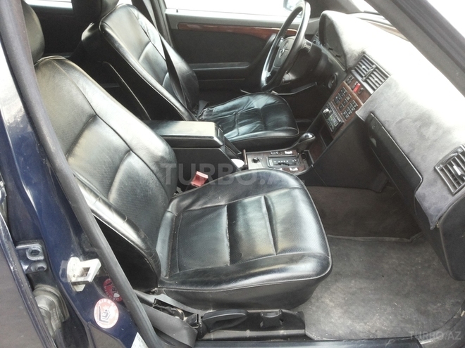 Mercedes C 220 1995, 385,179 km - 2.2 l - Bakı