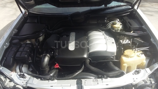 Mercedes E 220 2000, 300,000 km - 2.2 l - Bakı