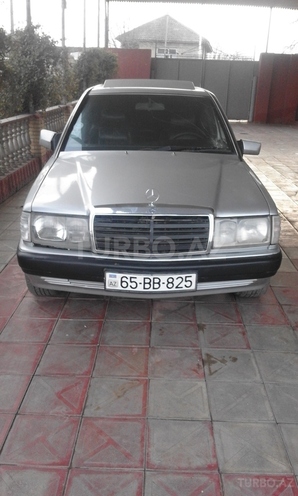 Mercedes 190 1992, 25,000 km - 2.0 l - Cəlilabad