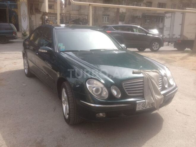 Mercedes E 220 2002, 325,000 km - 2.2 l - Bakı