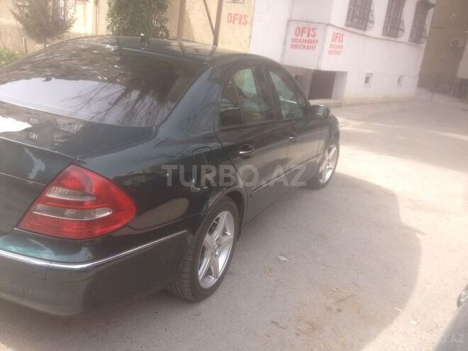 Mercedes E 220 2002, 325,000 km - 2.2 l - Bakı