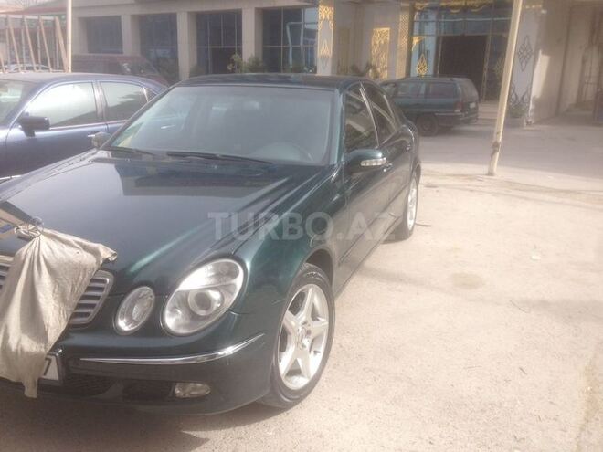 Mercedes E 220 2002, 325,000 km - 2.2 l - Bakı