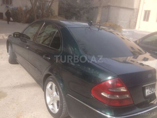 Mercedes E 220 2002, 325,000 km - 2.2 l - Bakı