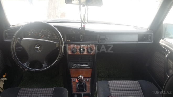 Mercedes 190 1991, 410,820 km - 1.8 l - Bakı