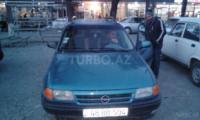 Opel Astra 1992, 300,000 km - 1.8 l - Oğuz