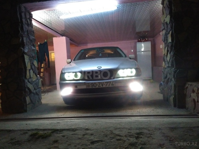 BMW 525 2002, 266,000 km - 1.9 l - Bakı