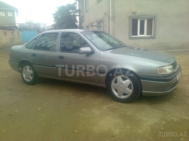 Opel Vectra 1994, 265,000 km - 2.0 l - Masallı