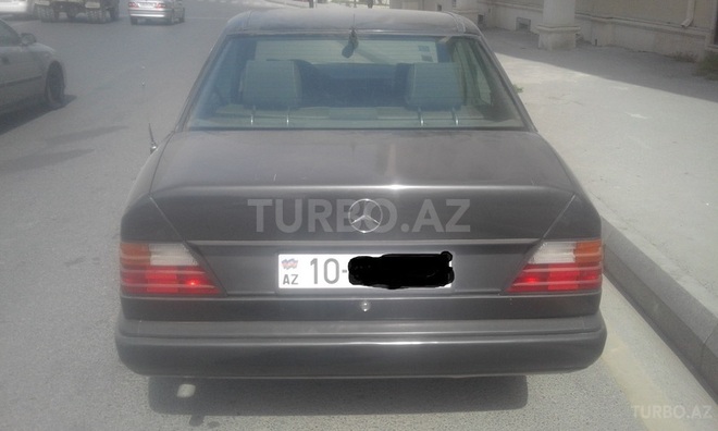 Mercedes E 230 1990, 245,000 km - 0.2 л - Bakı