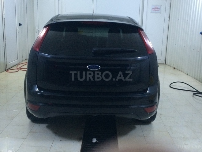 Ford Focus 2011, 132,000 km - 1.6 l - Bakı