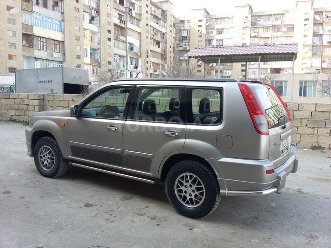 Nissan X-Trail 2001, 177,000 km - 2.0 л - Bakı